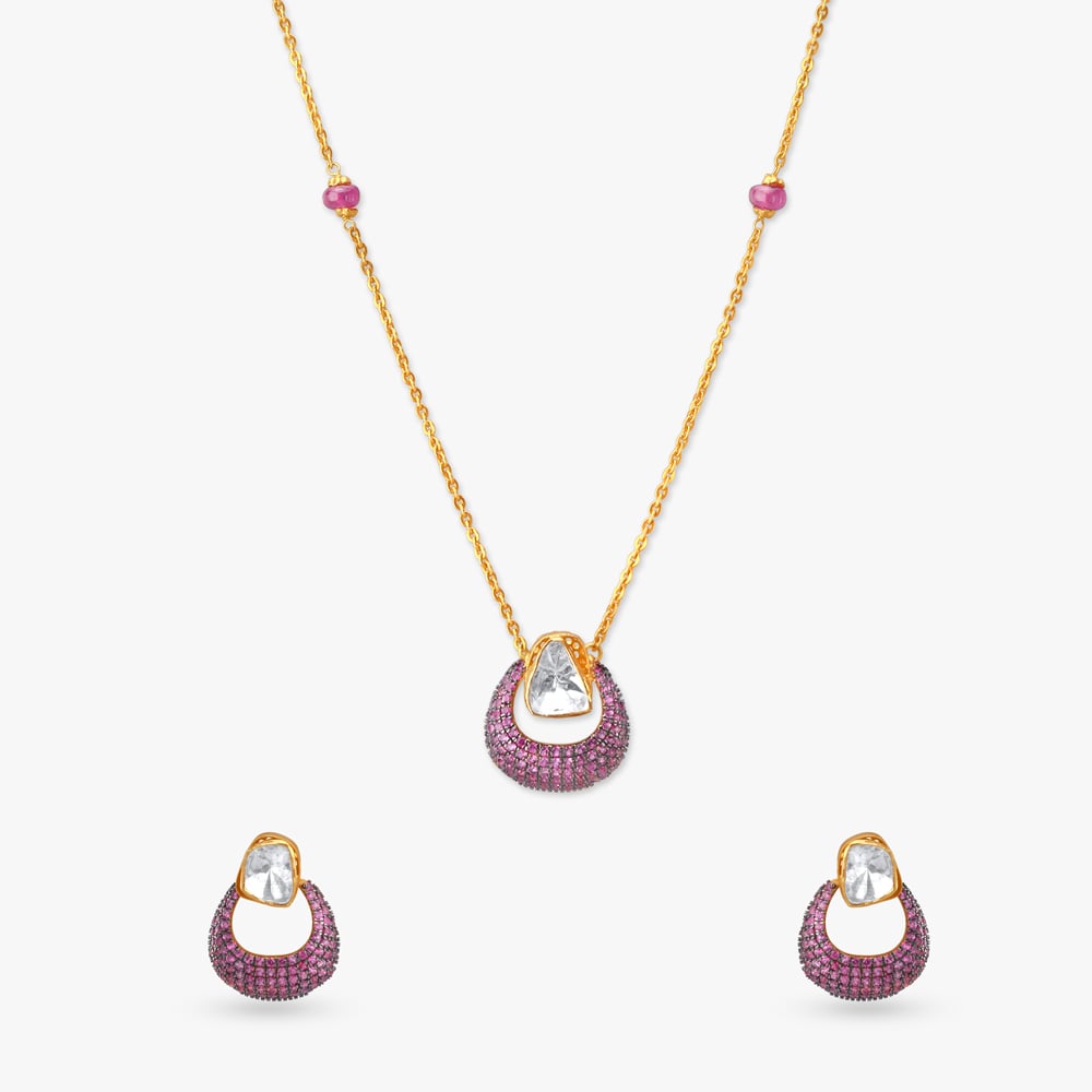 

Timeless Grace Gold Necklace Set