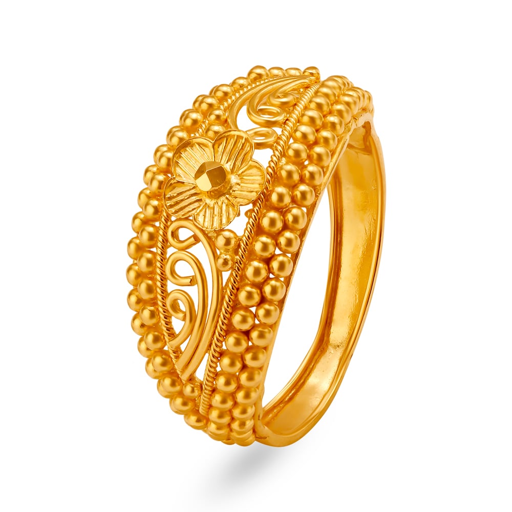 

Exquisite Floral Gold Finger Ring with Rava Work