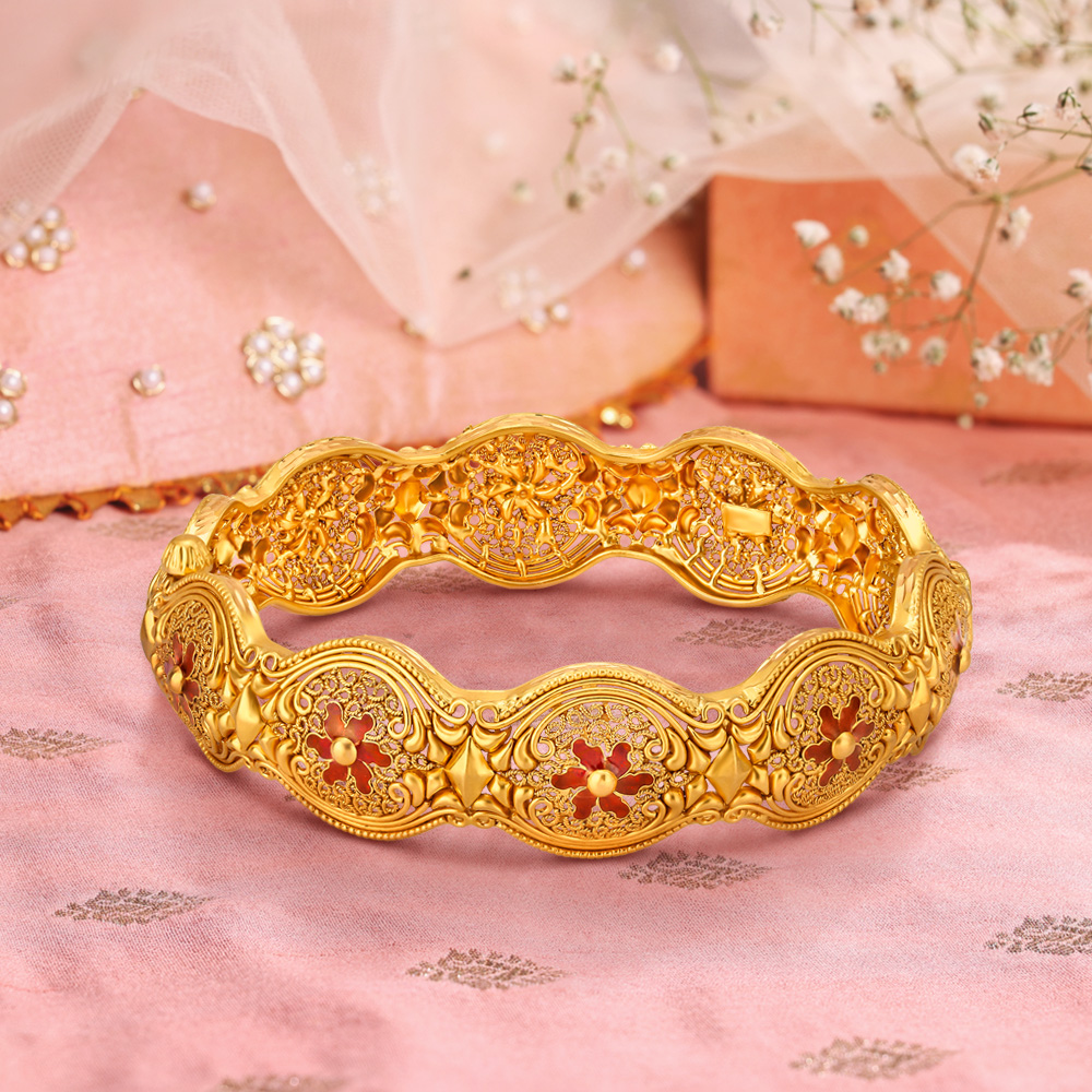 

Grand Floral Bangle